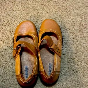 Orthaheel size 6.5 barely worn